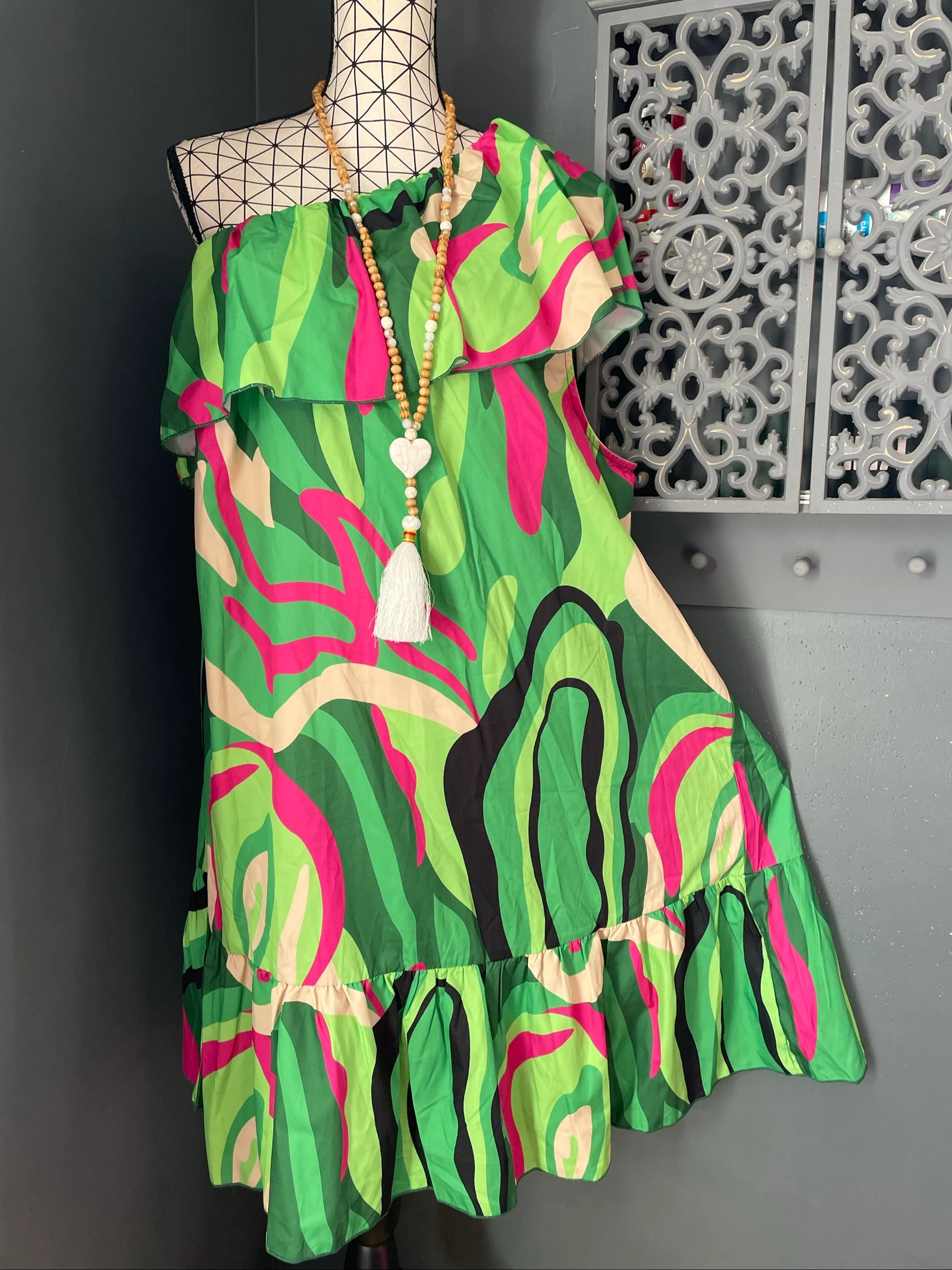 🌸 groene meerkleurige jurk grote maat 56 schoudervrije volant losse trendy jurk 🌸 – photo 2